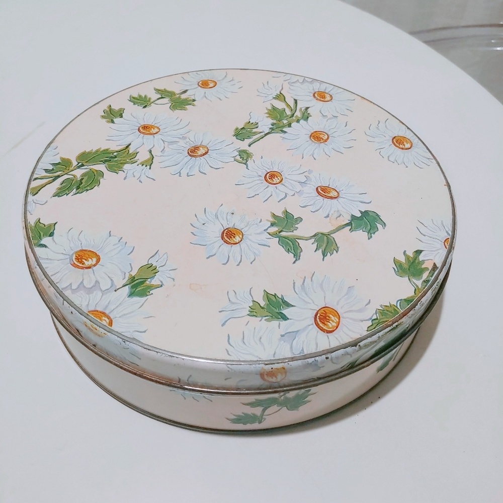 Vintage or antique tin